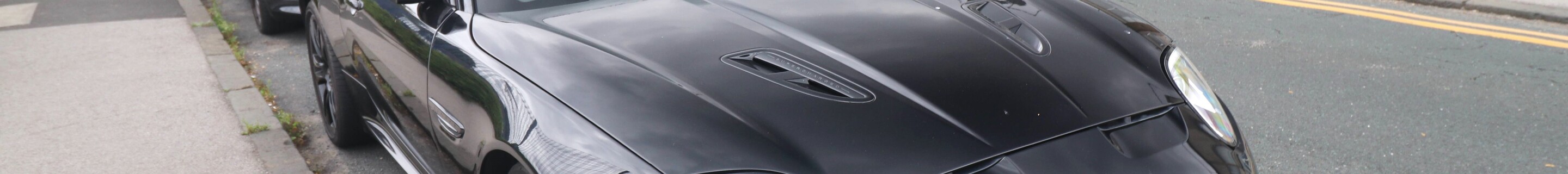 Jaguar XKR-S Convertible 2012