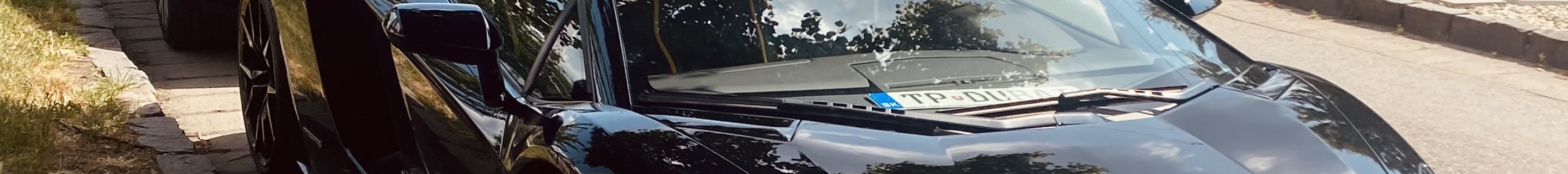 Lamborghini Aventador S LP740-4