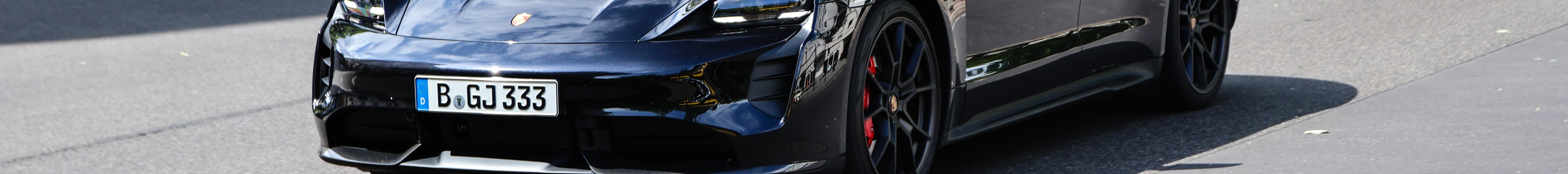 Porsche Taycan GTS Sport Turismo