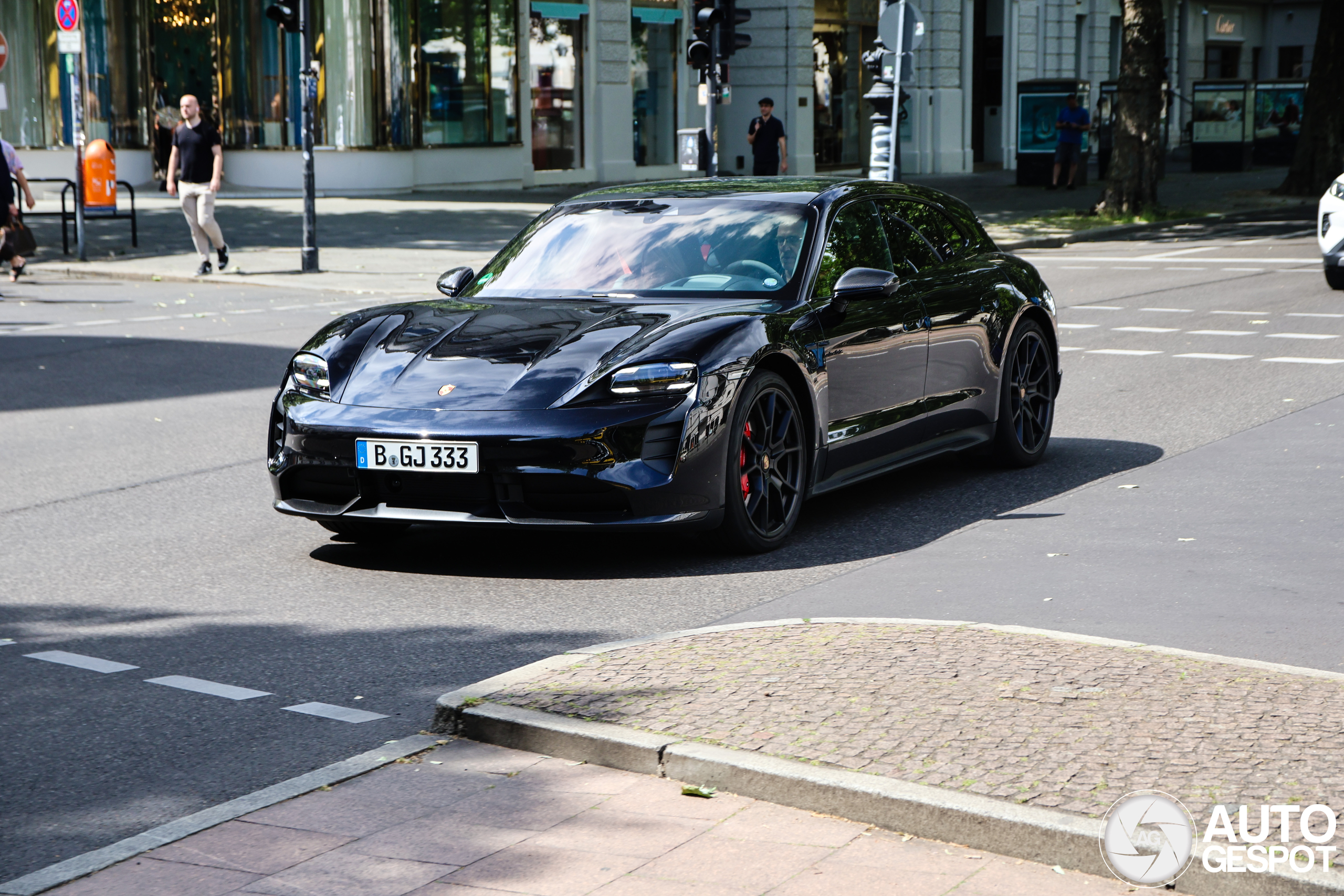 Porsche Taycan GTS Sport Turismo