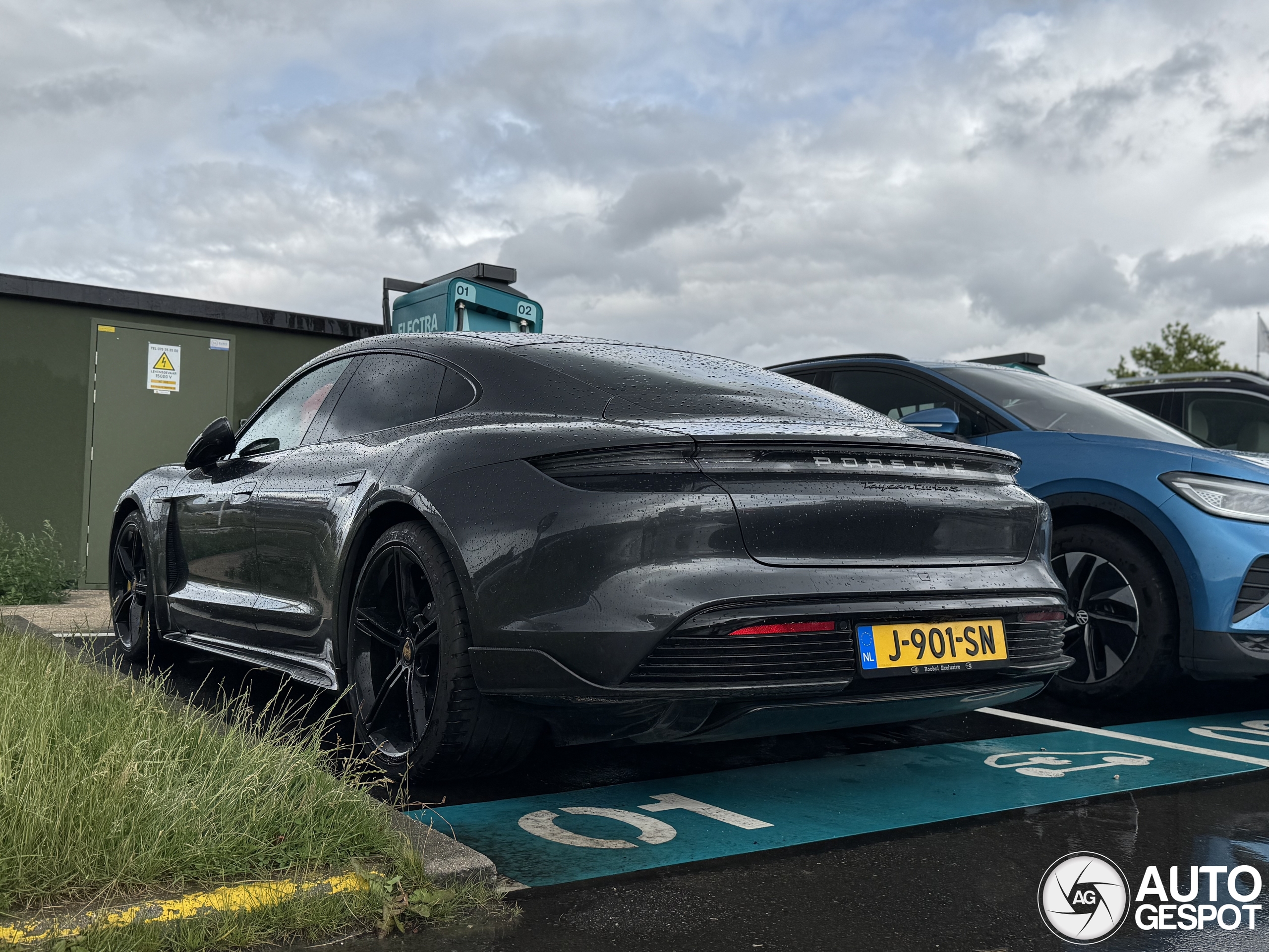 Porsche Taycan Turbo S