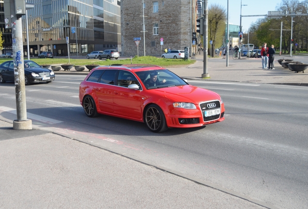 Audi RS4 Avant B7