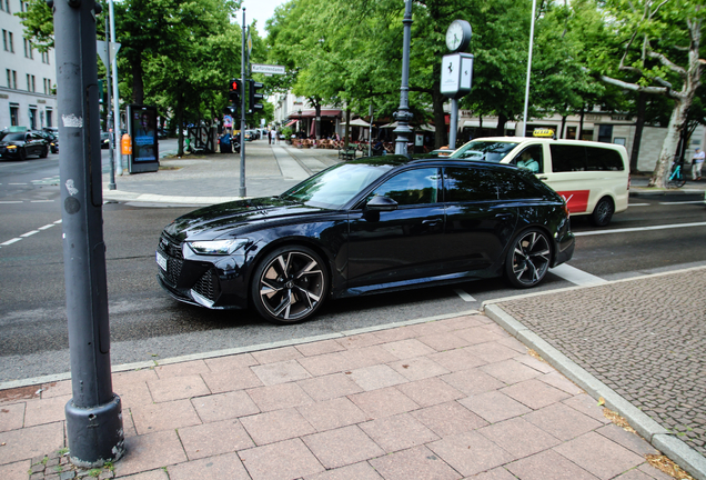 Audi RS6 Avant C8