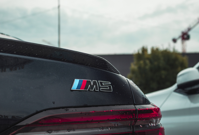 BMW M5 G90