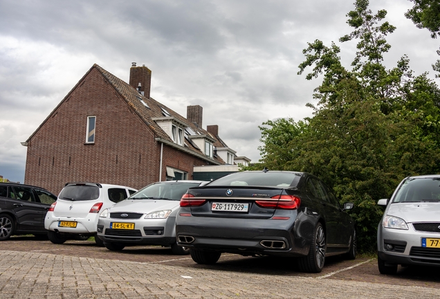 BMW M760Li xDrive