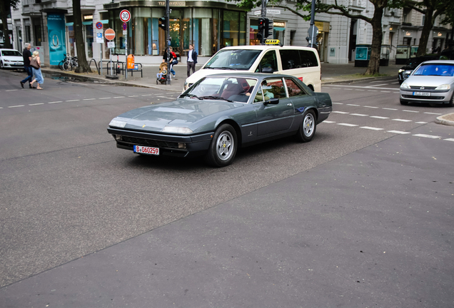 Ferrari 412