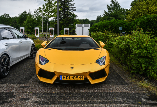 Lamborghini Aventador LP700-4