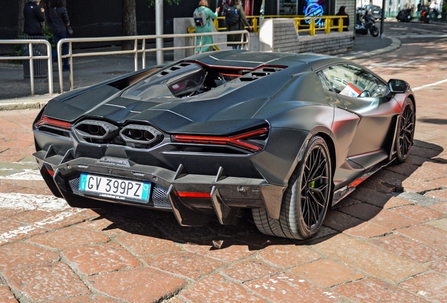 Lamborghini Revuelto