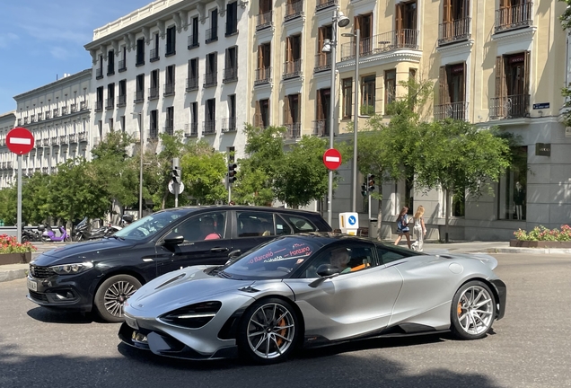 McLaren 765LT
