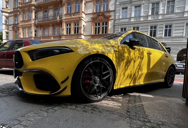 Mercedes-AMG A 45 S W177