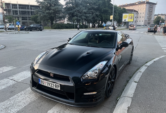 Nissan GT-R 2011