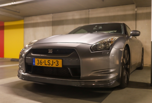 Nissan GT-R