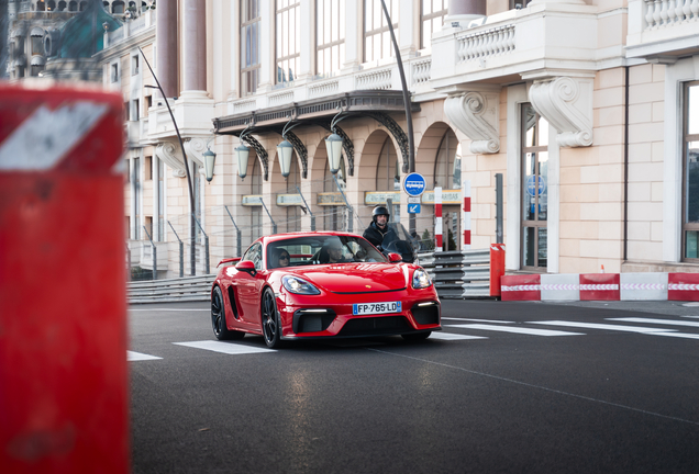 Porsche 718 Cayman GT4