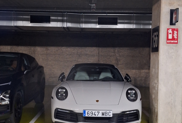 Porsche 992 Carrera S
