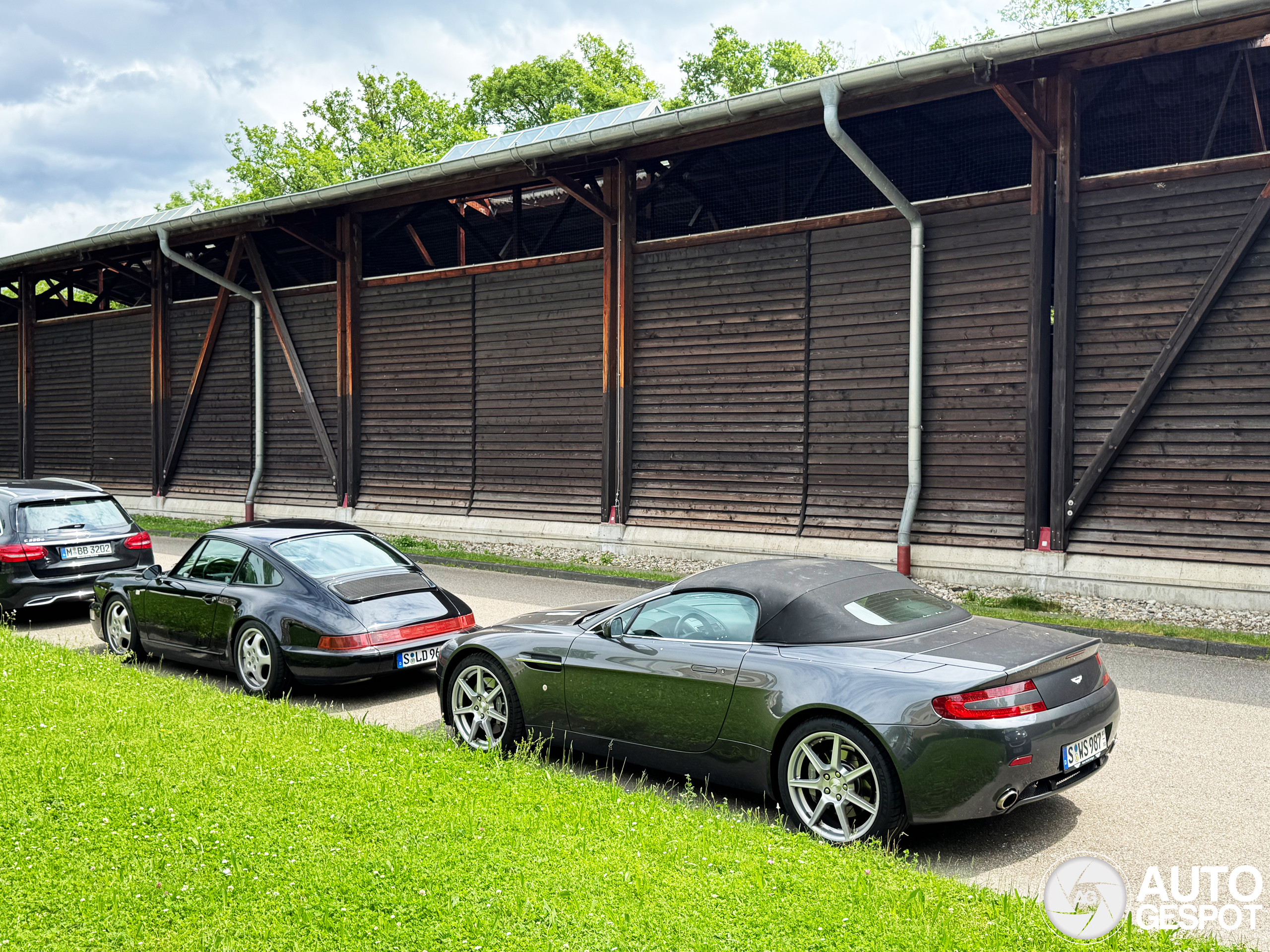 Aston Martin V8 Vantage Roadster