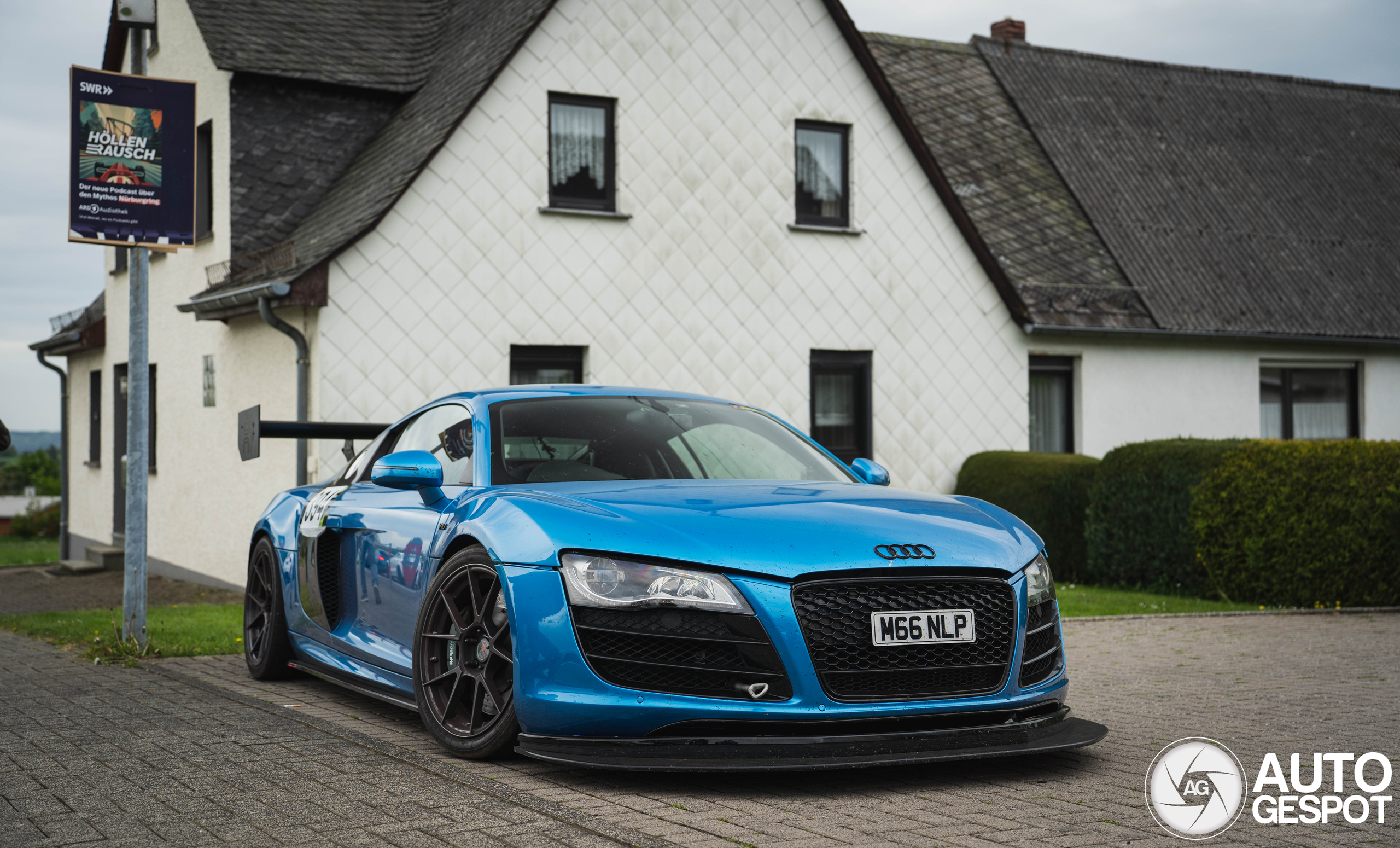 Audi R8 V10