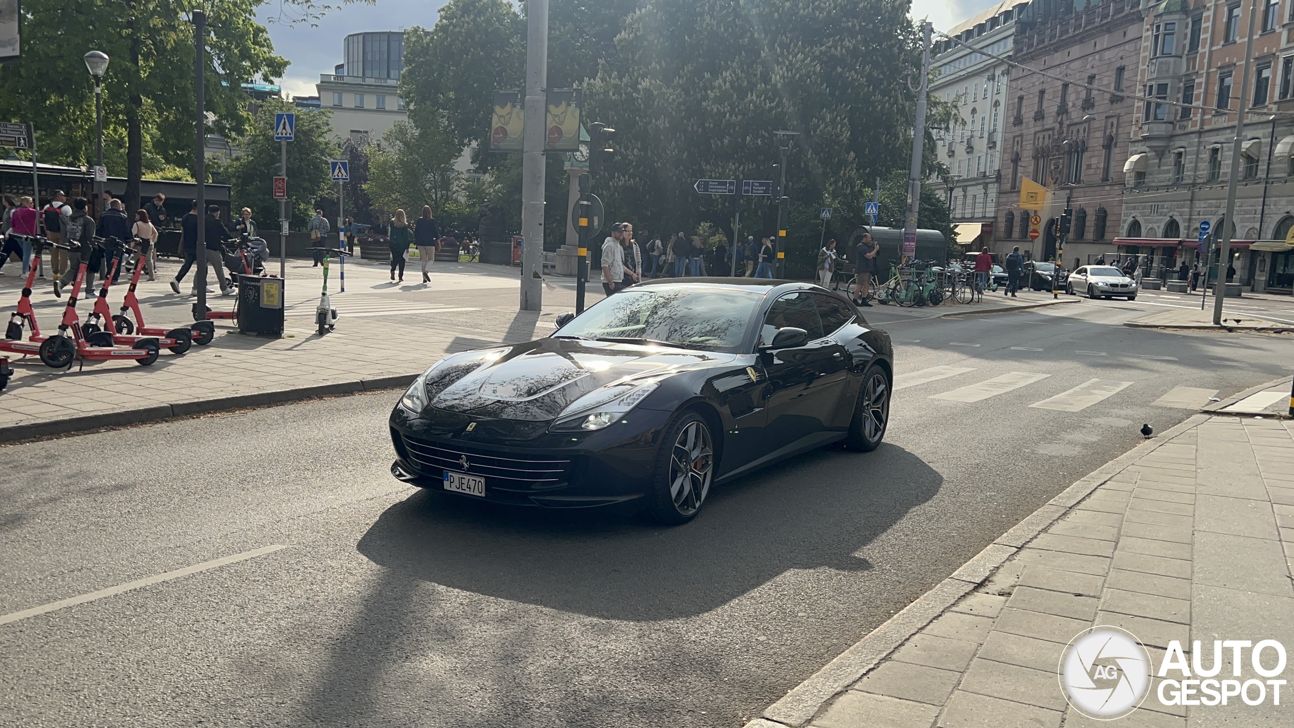 Ferrari GTC4Lusso T