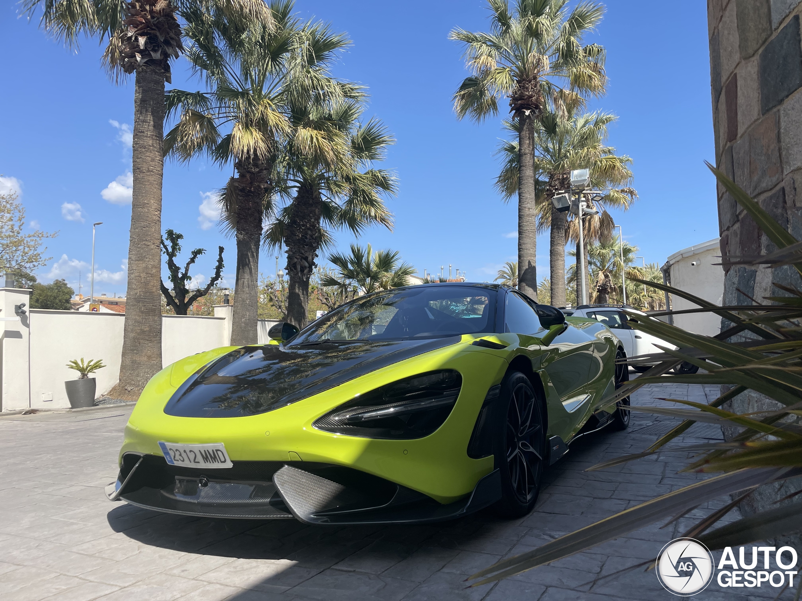 McLaren 765LT Spider
