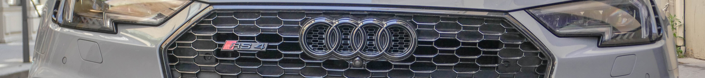 Audi RS4 Avant B9