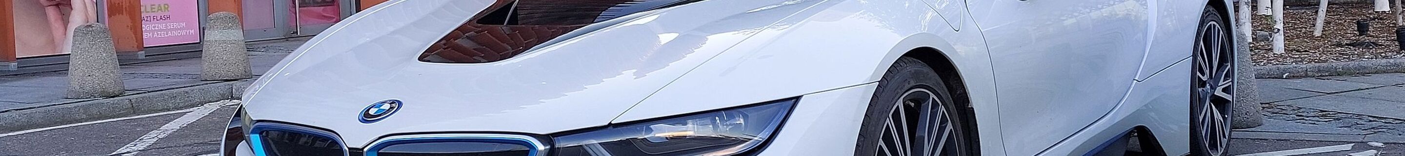 BMW i8