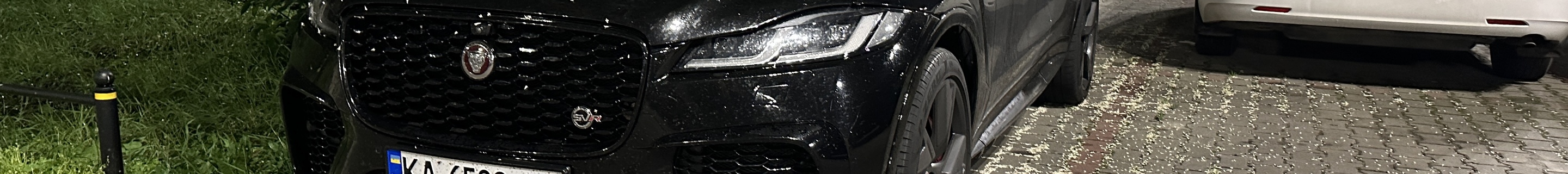 Jaguar F-PACE SVR 2021