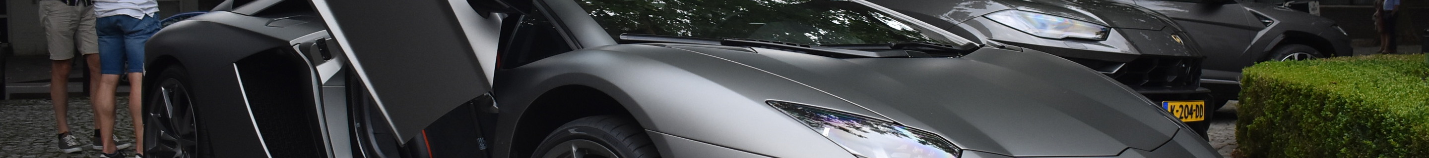 Lamborghini Aventador S LP740-4