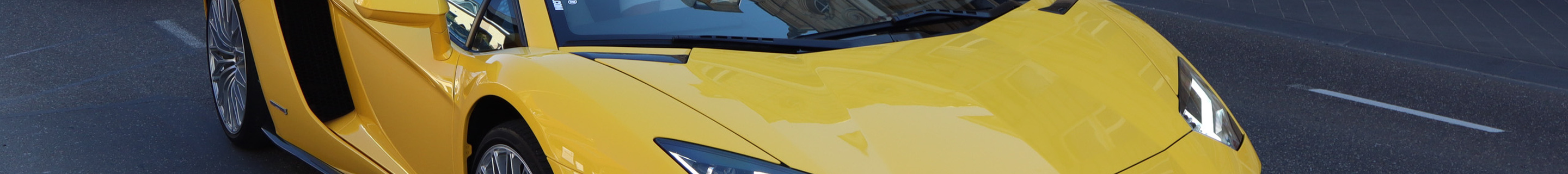 Lamborghini Aventador S LP740-4