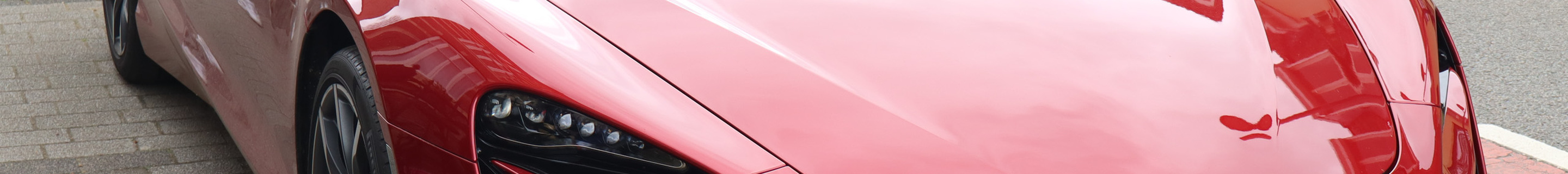 McLaren Artura Spider