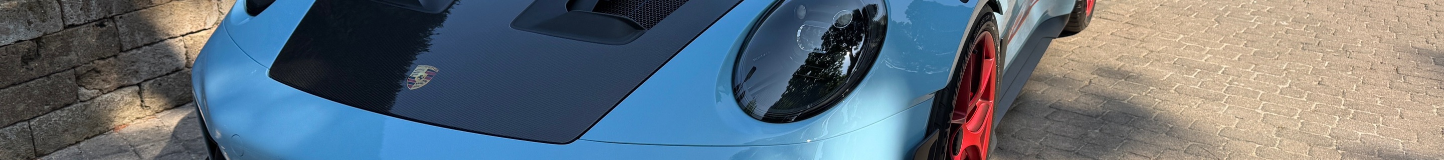 Porsche 992 GT3 RS Weissach Package