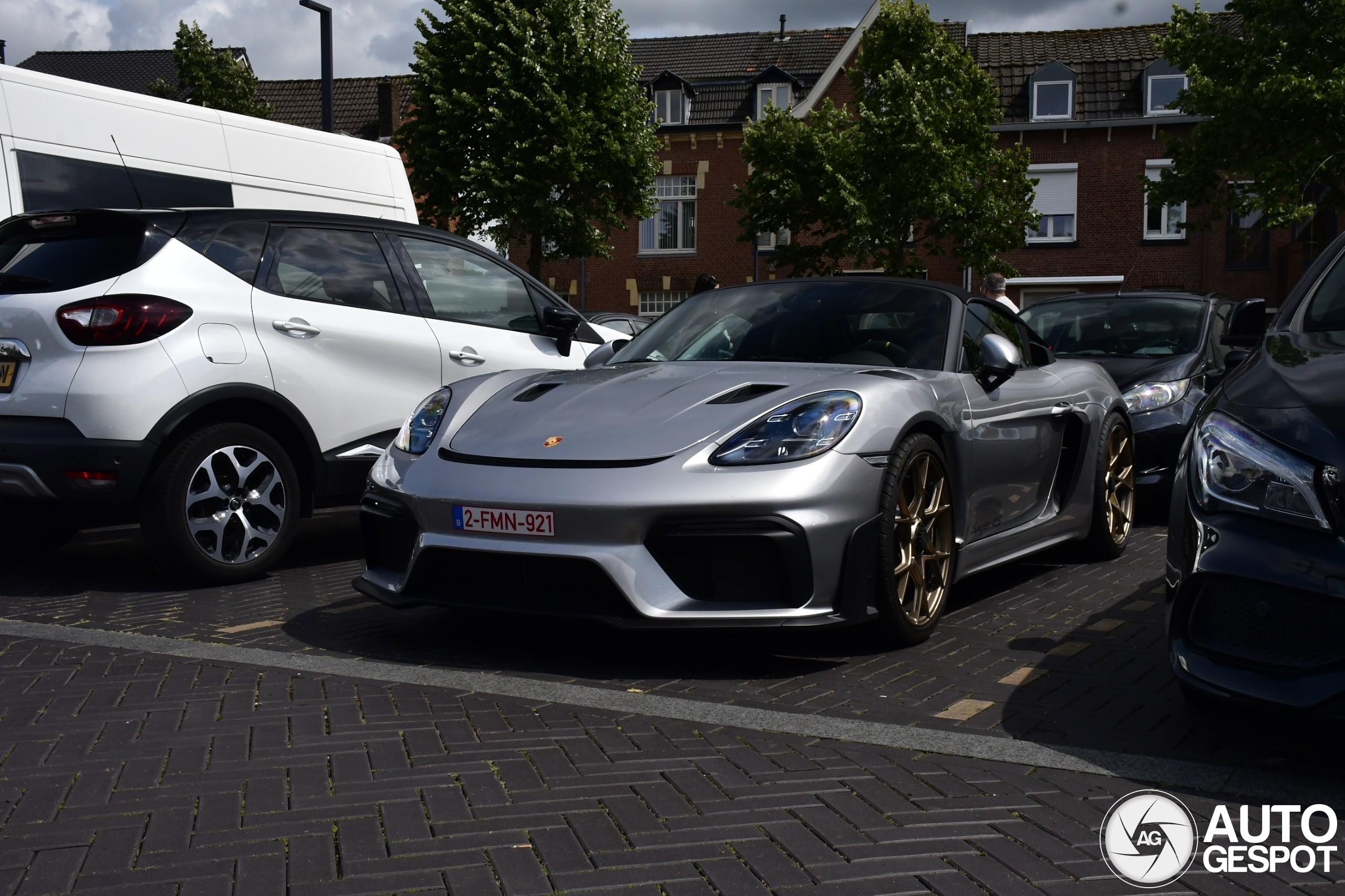 Porsche 718 Spyder RS