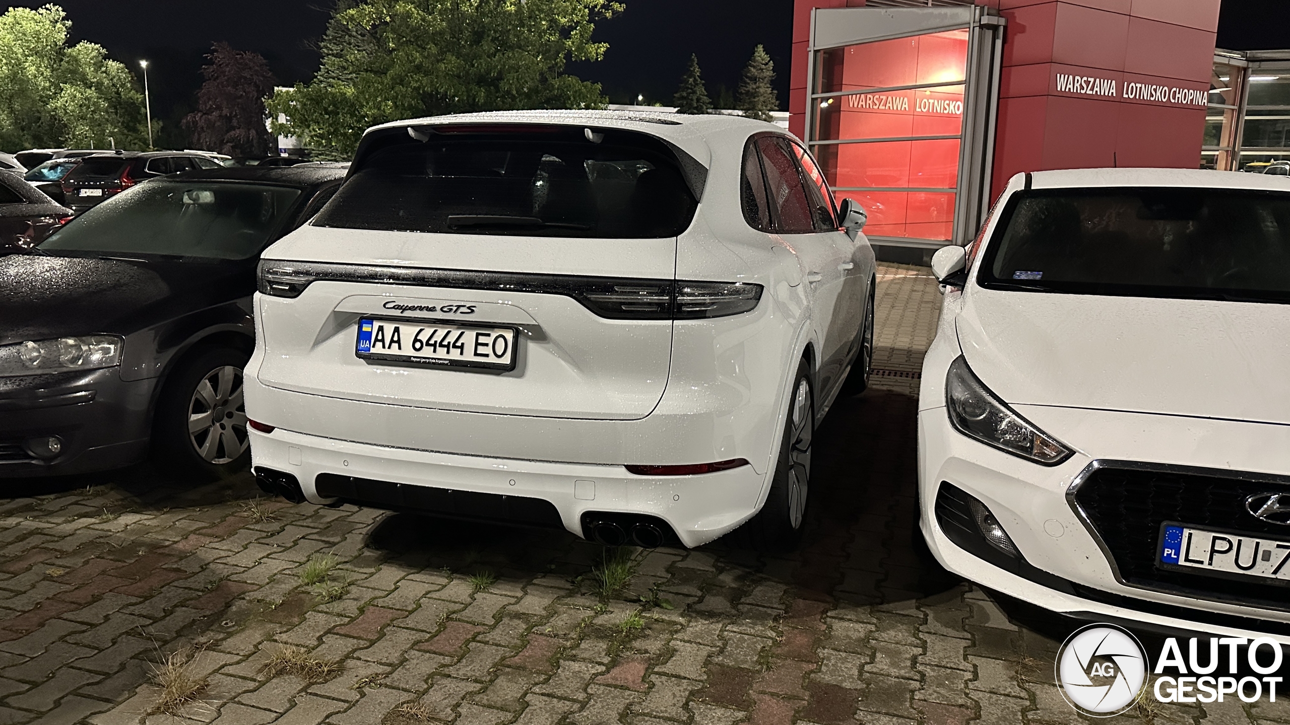 Porsche 9YA Cayenne GTS