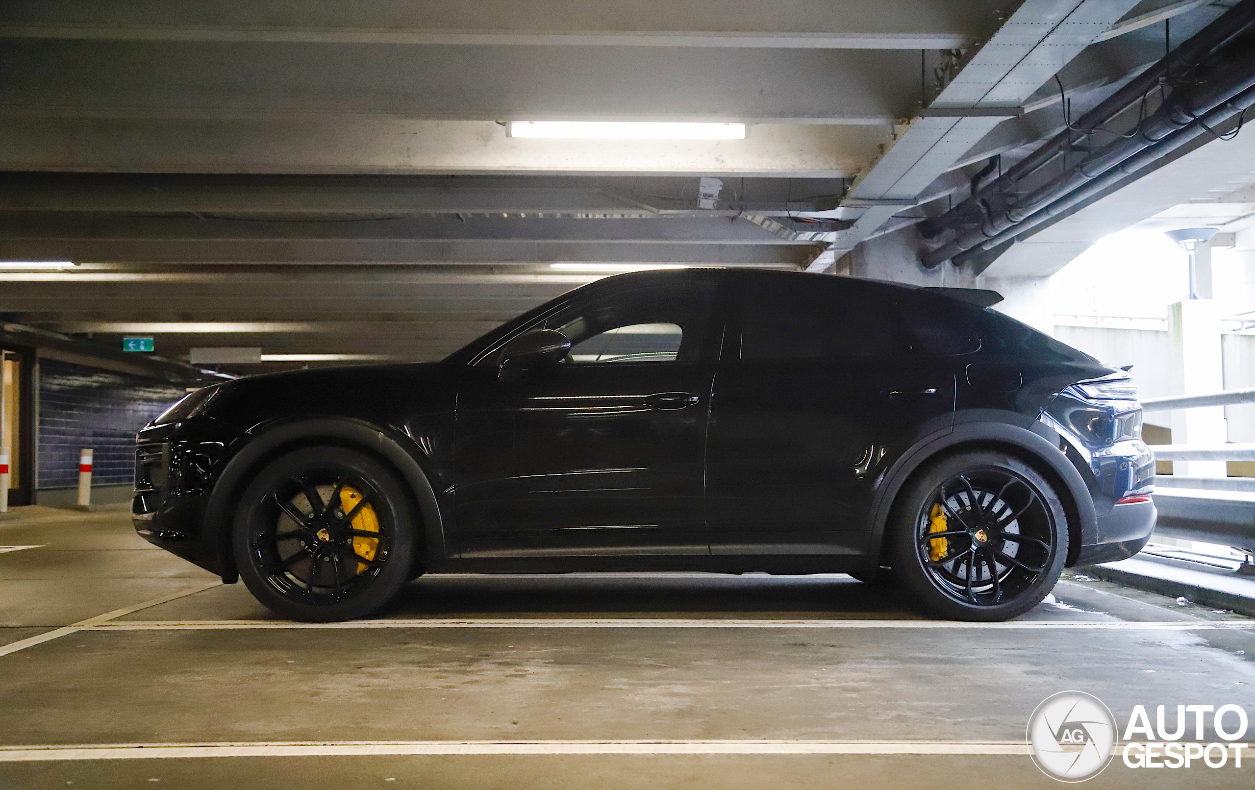 Porsche Cayenne Coupé Turbo E-Hybrid