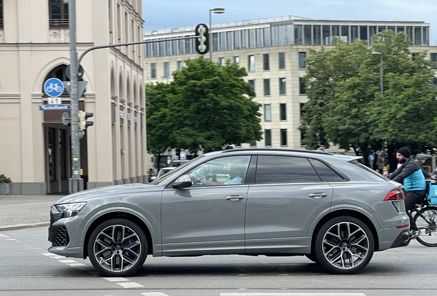 Audi RS Q8 2024