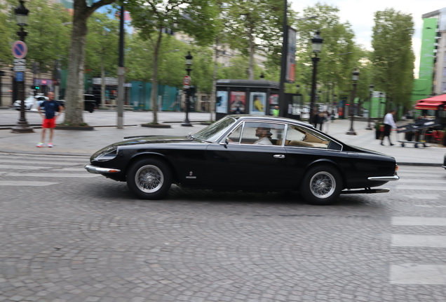 Ferrari 365 GT 2+2