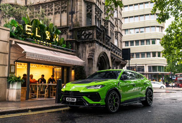 Lamborghini Urus Performante