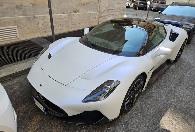 Maserati MC20