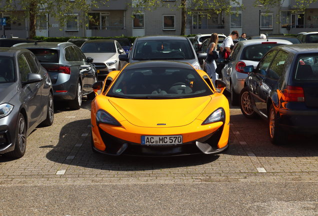 McLaren 570S