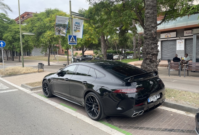 Mercedes-AMG GT 63 S X290