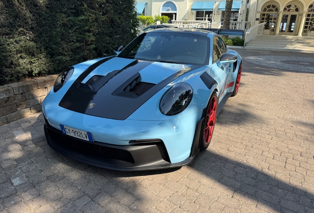 Porsche 992 GT3 RS Weissach Package