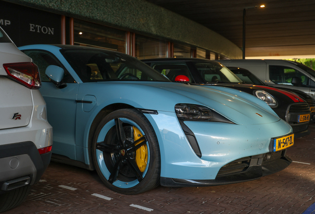 Porsche Taycan Turbo S