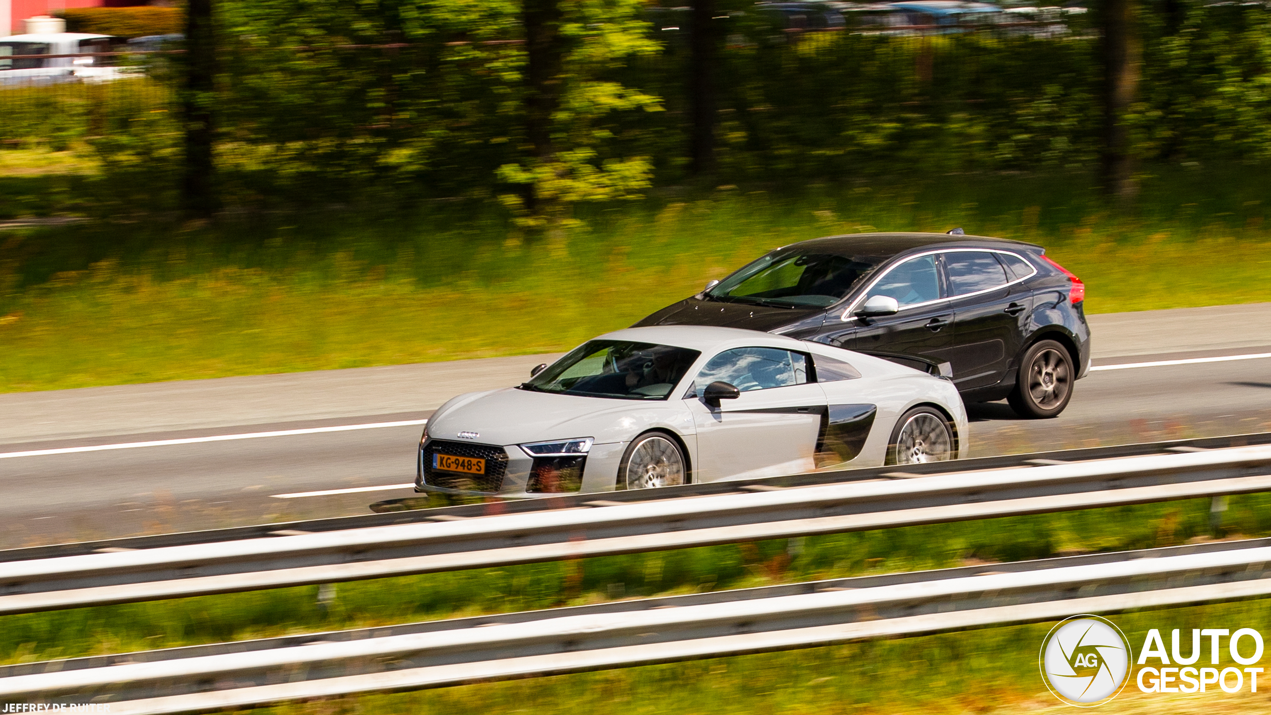 Audi R8 V10 Plus 2015