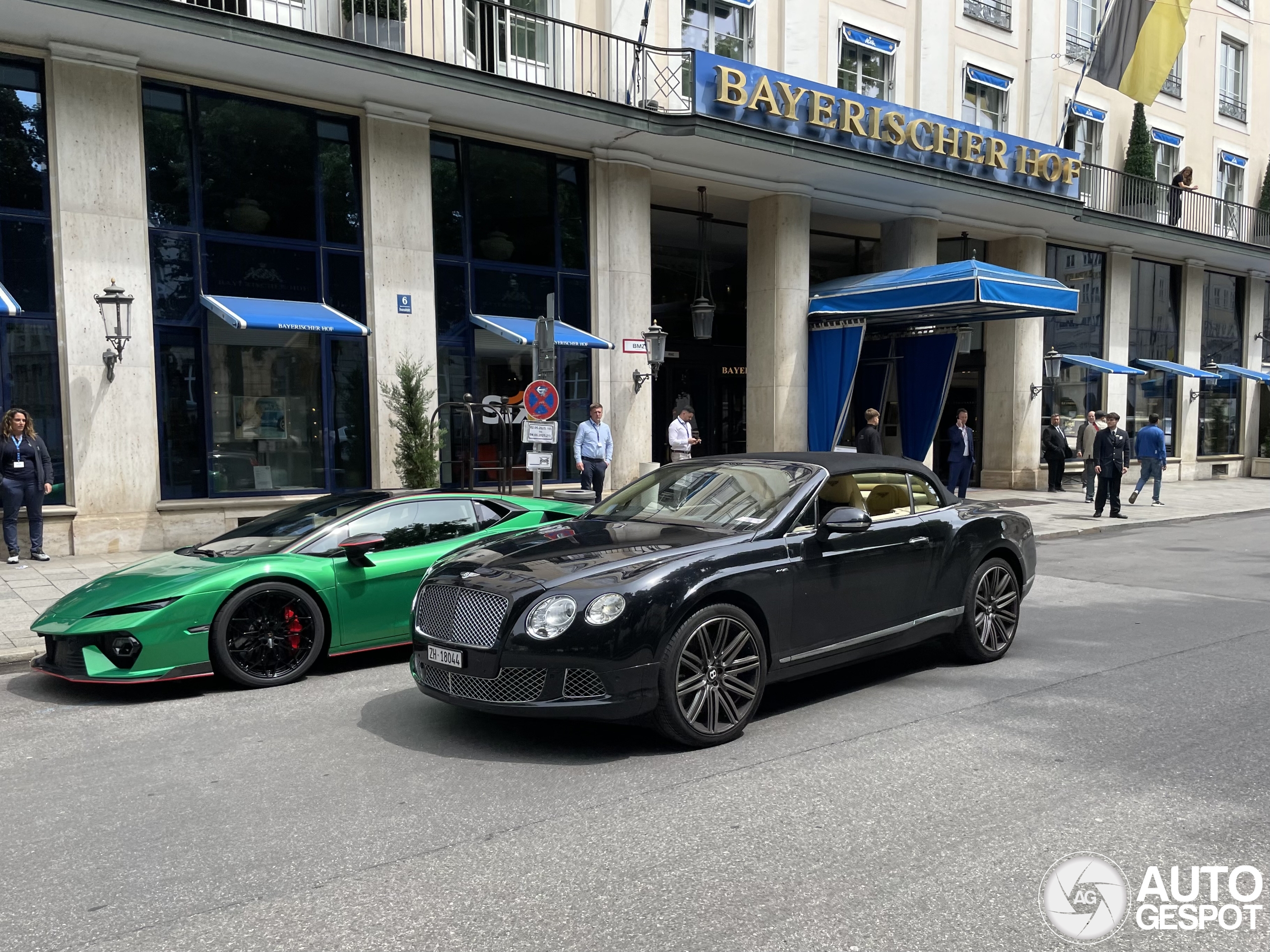 Bentley Continental GTC 2012