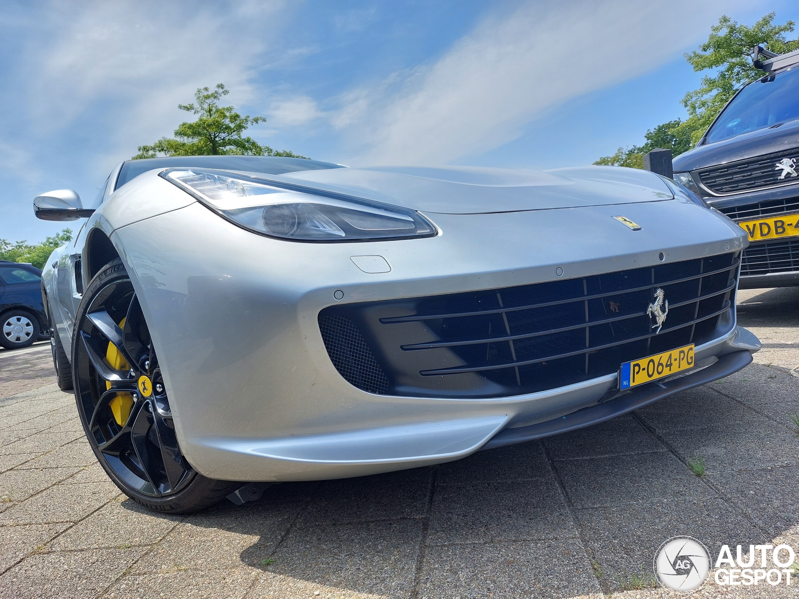 Ferrari GTC4Lusso T