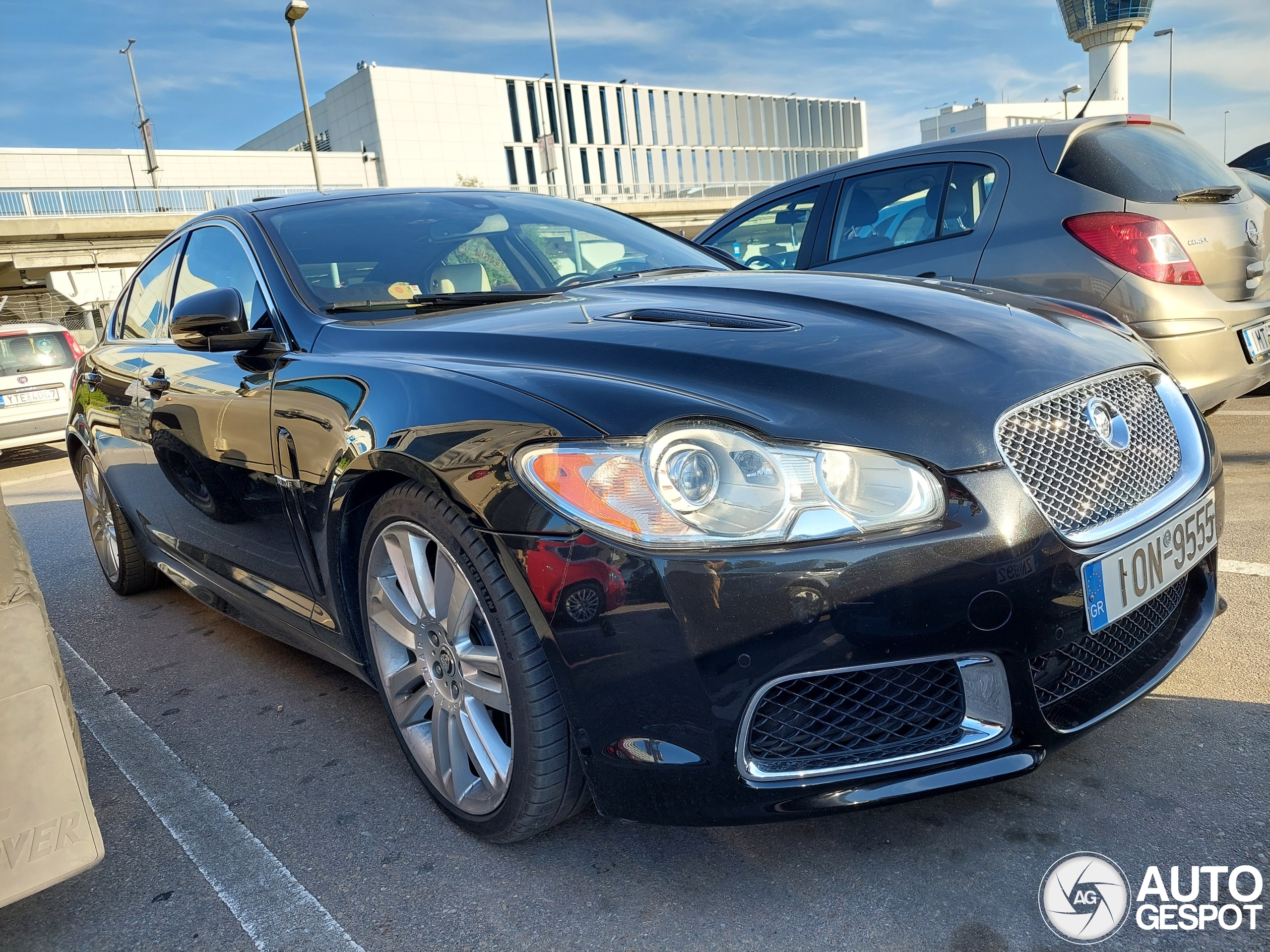 Jaguar XFR
