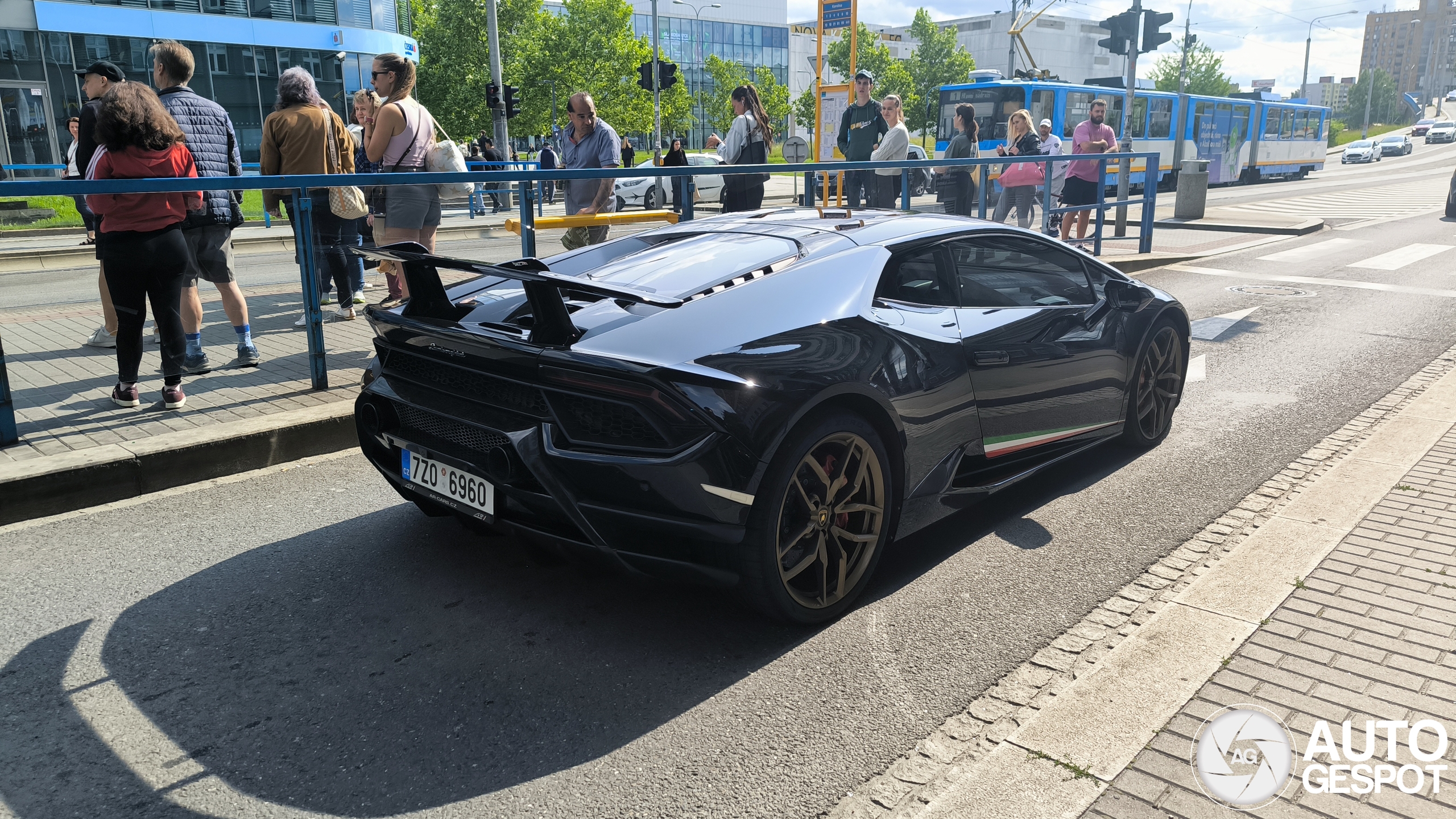 Lamborghini Huracán LP640-4 Performante