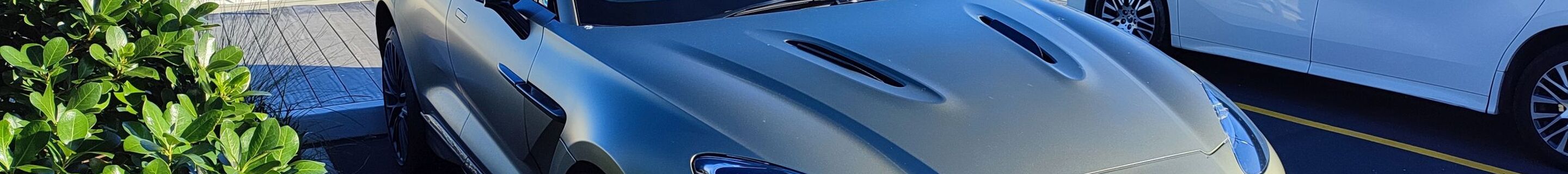 Aston Martin DBX707