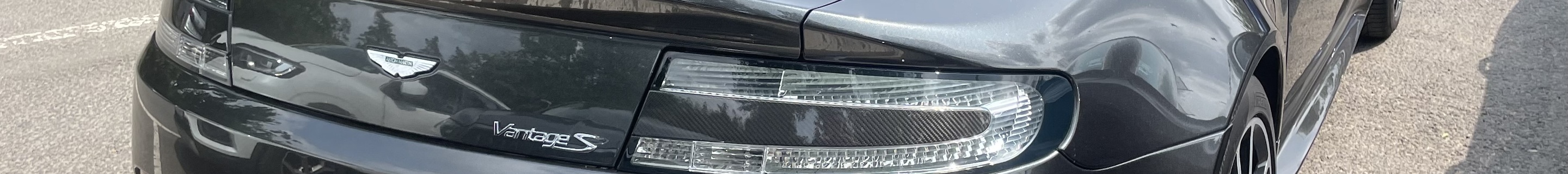 Aston Martin V8 Vantage S Roadster