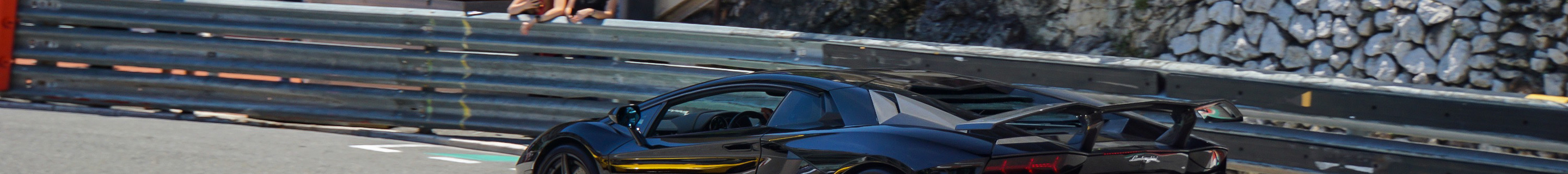 Lamborghini Aventador LP700-4