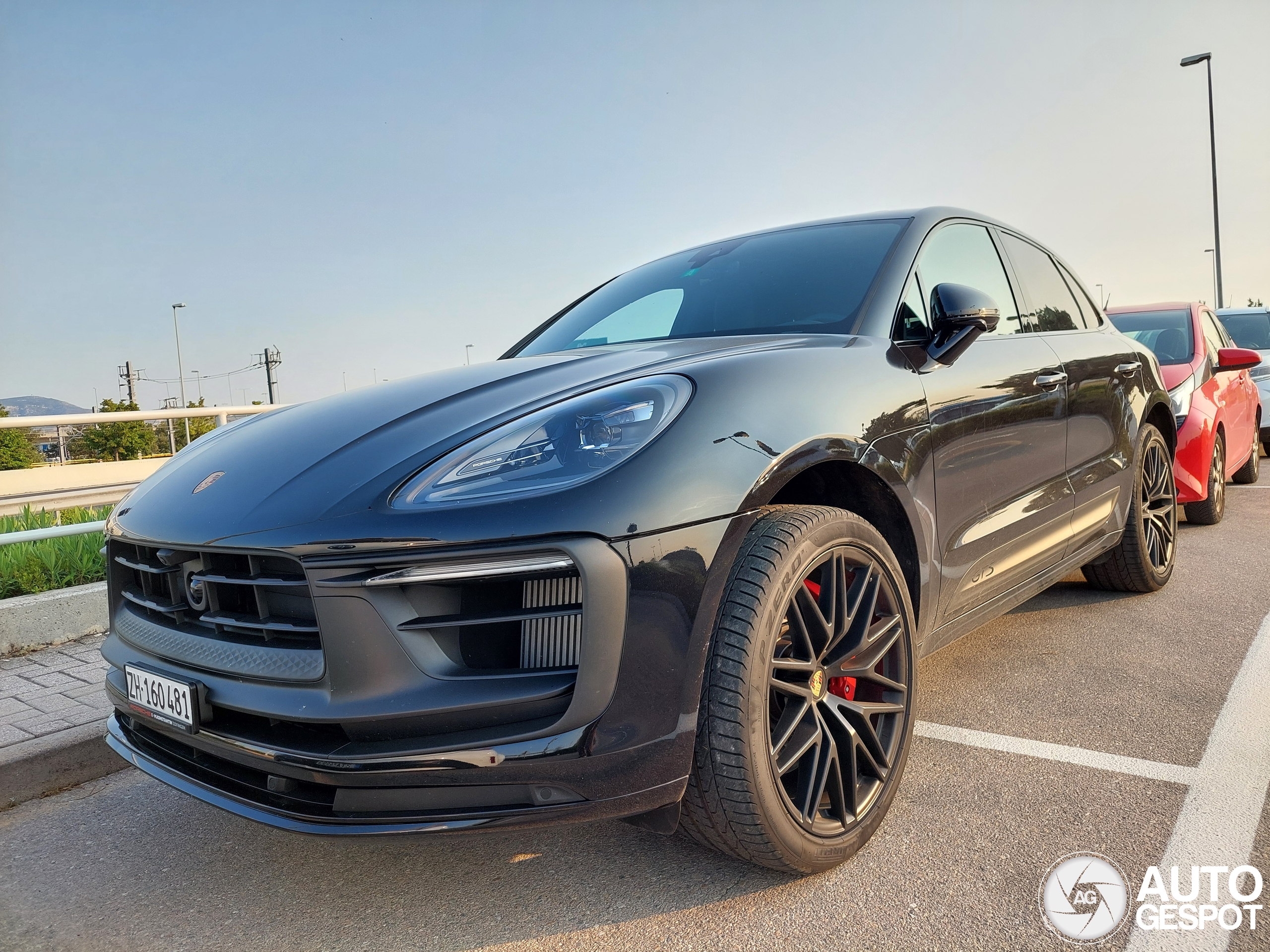 Porsche 95B Macan GTS MkIII