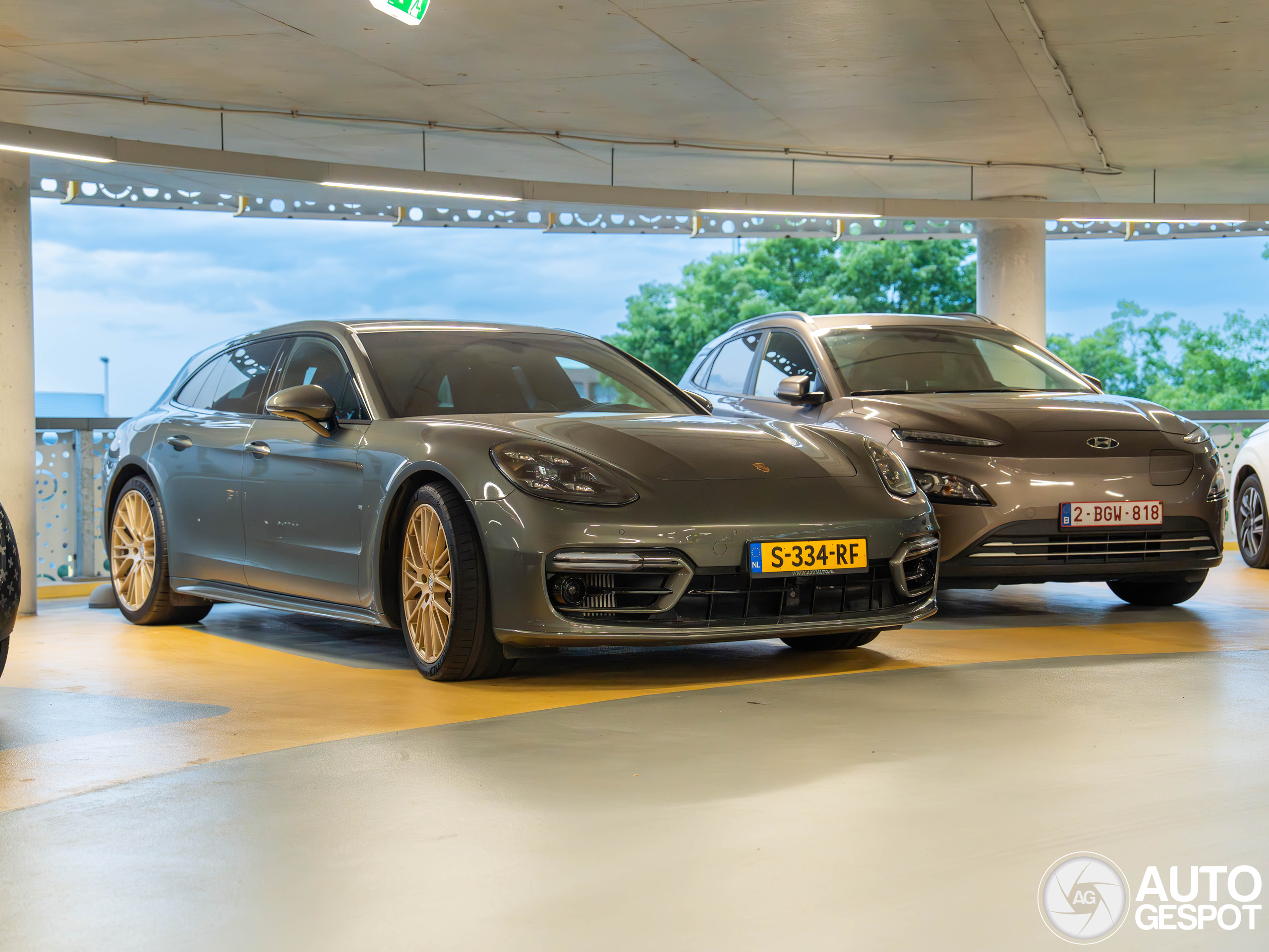 Porsche 971 Panamera Turbo S E-Hybrid Sport Turismo MkII